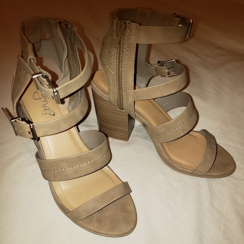 Women's Y-Not Aria Heeled Sandal